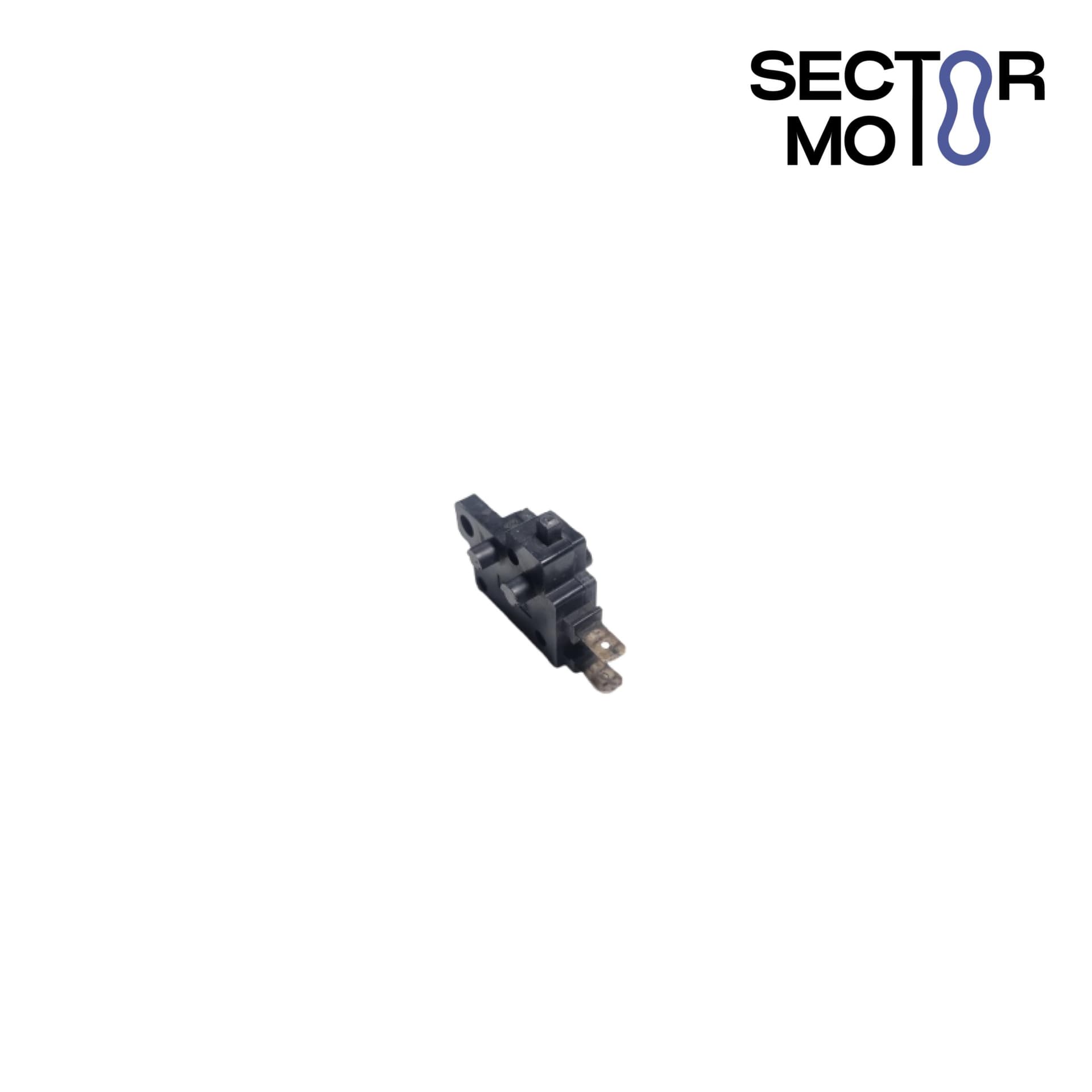 Interruptor freno delantero — YAMAHA XJ6 3