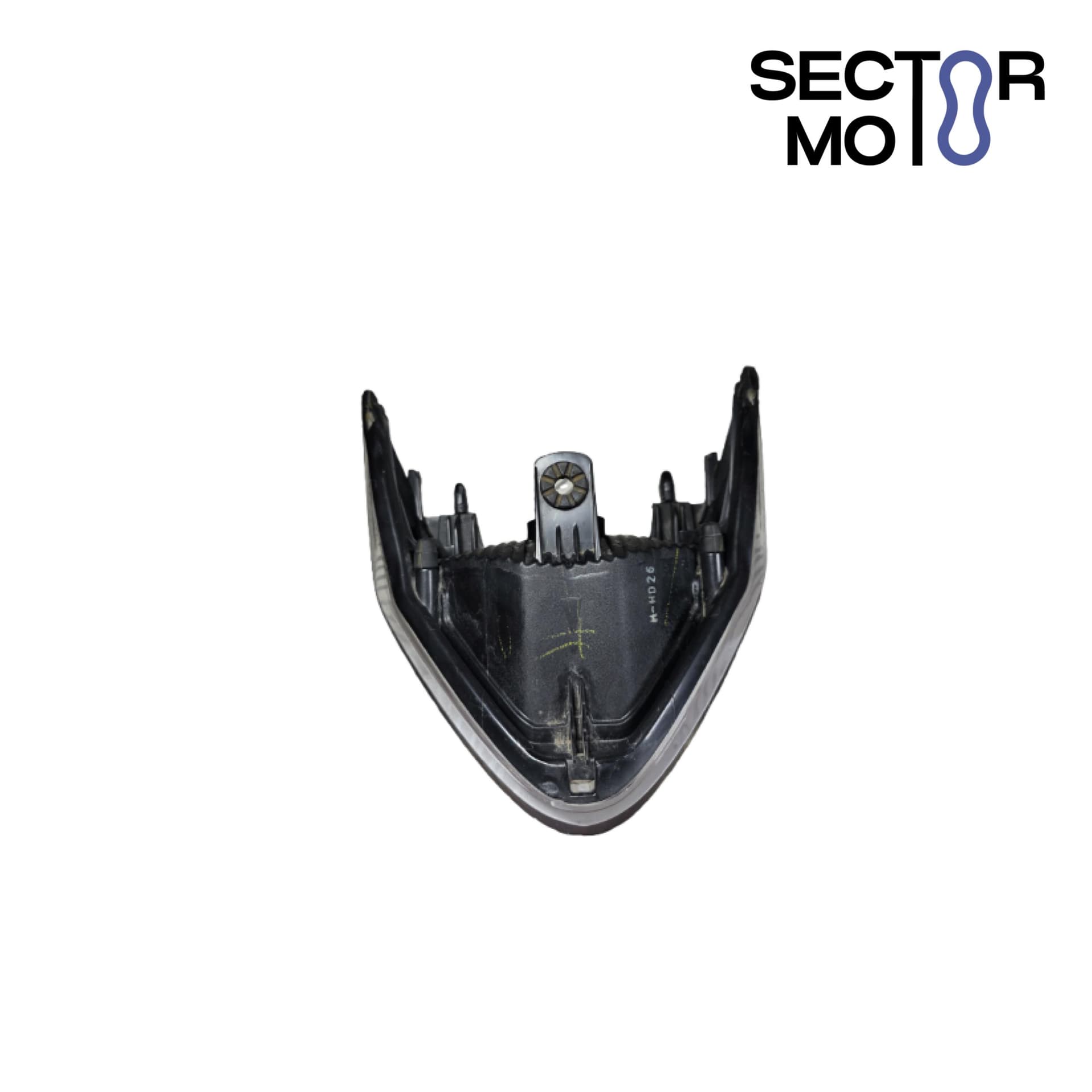 Piloto trasero — HONDA CBR 125R 2